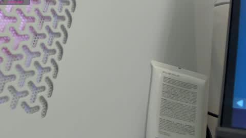 savagesweethearts online show from May 2, 1:54 am