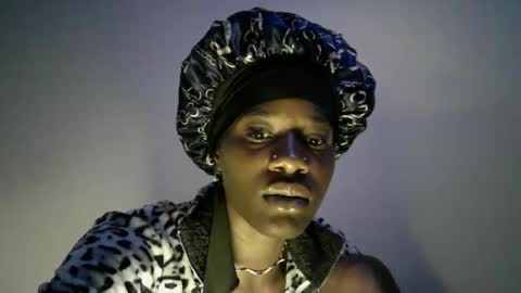 savagetonguee online show from March 16, 2:06 am