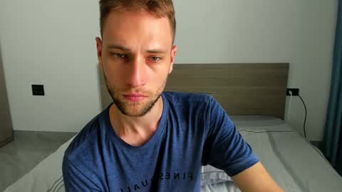 Snapshot of savak_hottie chatting on September 19, 8:16 am Savak Laakem online show from September 19, 8:16 am