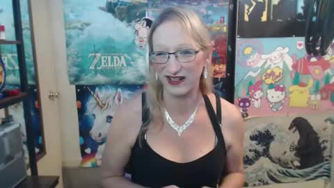 Savanah online show from October 1, 5:30 pm