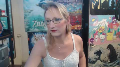 Savanah online show from October 16, 5:47 pm