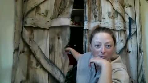 Snapshot of savannahlush chatting on November 13, 6:29 pm savannahlush online show from November 13, 6:29 pm