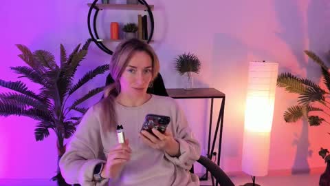 save the qween online show from February 9, 5:19 am