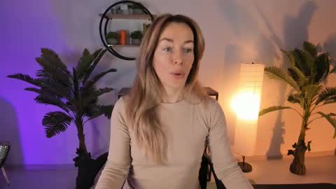 save the qween online show from February 16, 5:15 am