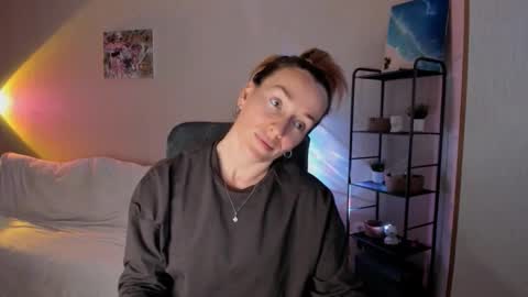 save the qween online show from November 2, 11:23 am