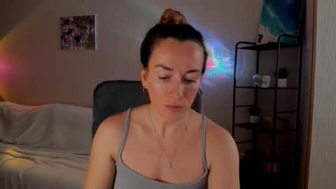 save the qween online show from November 20, 6:24 am