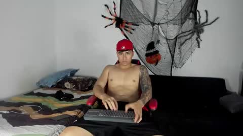 Snapshot of say_tony chatting on October 22, 3:07 am say_tony online show from October 22, 3:07 am