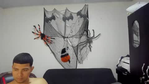 Snapshot of say_tony chatting on October 25, 7:05 am say_tony online show from October 25, 7:05 am