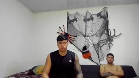 Snapshot of say_tony chatting on October 26, 5:13 am say_tony online show from October 26, 5:13 am