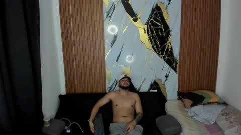 Snapshot of say_tony chatting on November 30, 5:44 am say_tony online show from November 30, 5:44 am