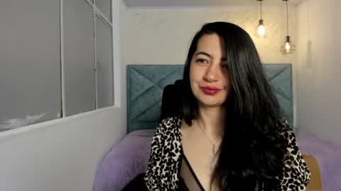 Snapshot of saya_amaretto1 chatting on October 5, 5:28 am Saya Amaretto online show from October 5, 5:28 am