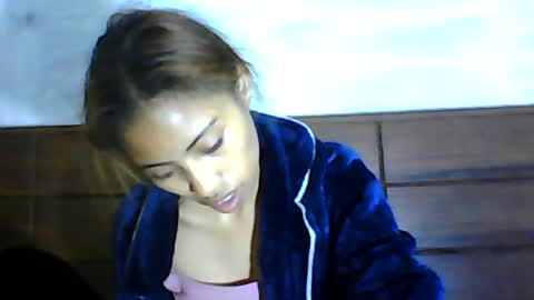 Snapshot of sayaah01 chatting on July 11, 8:06 am sayaah01 online show from July 11, 8:06 am