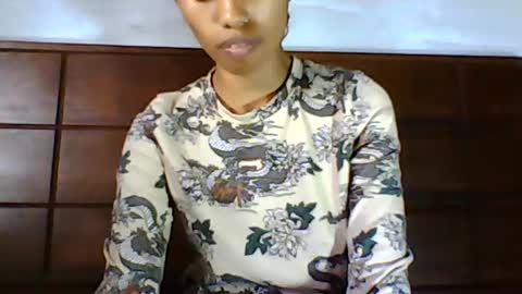 Snapshot of sayaah01 chatting on July 29, 10:57 am sayaah01 online show from July 29, 10:57 am