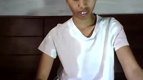 Snapshot of sayaah01 chatting on July 30, 12:04 pm sayaah01 online show from July 30, 12:04 pm