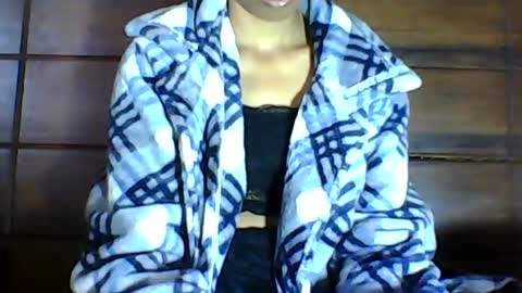 Snapshot of sayaah01 chatting on August 1, 7:51 am sayaah01 online show from August 1, 7:51 am
