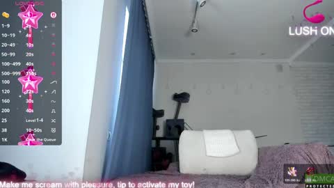 Snapshot of sayame88 chatting on May 8, 2:39 am Im Sayame Welcome to my room and lets have a good time together with me I love tokens and fucking online show from May 8, 2:39 am