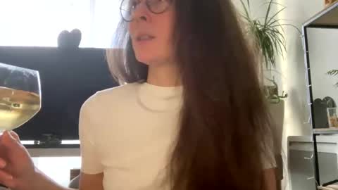 saymym online show from February 27, 4:43 pm