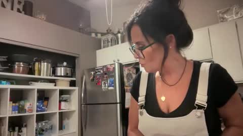 Snapshot of sayplsgdgrl chatting on March 12, 1:47 am Good Girls Say Please...and Thank You online show from March 12, 1:47 am