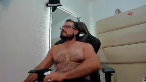 sebastian   muscleman  daddy   the better  latin  lover   online show from November 11, 9:31 am