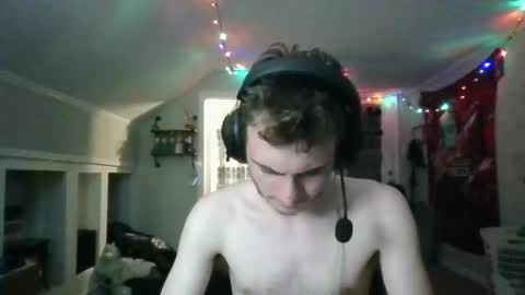 Snapshot of sc71nt chatting on February 13, 7:24 am sc71nt online show from February 13, 7:24 am