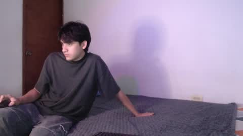 Snapshot of sc_andre chatting on April 23, 9:06 pm Sc andre online show from April 23, 9:06 pm