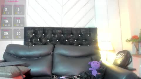 scarlett online show from March 9, 12:31 pm