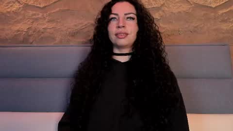 SCARLATTA DESIRE online show from July 31, 4:01 am