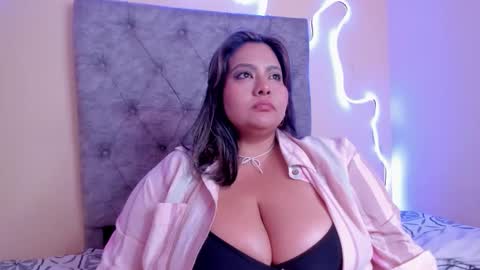 camila online show from March 26, 5:13 am