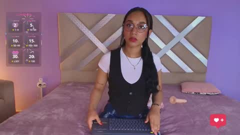 scarleett_ebony online show from December 3, 7:56 pm