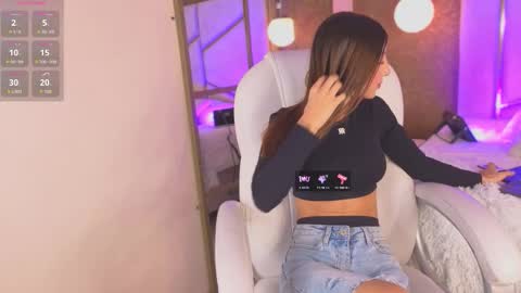 Scarlett online show from February 7, 7:39 pm