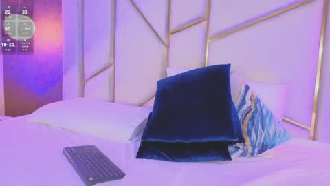 Scarlett online show from April 29, 8:15 pm