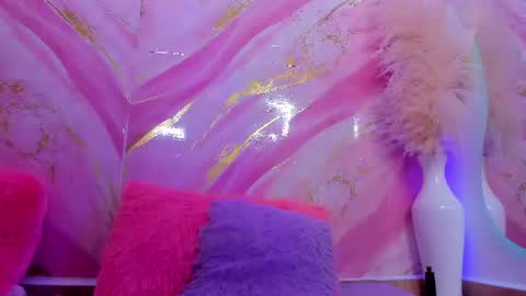 scarleett jones online show from July 2, 12:10 am