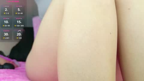 Snapshot of scarleht_blonde chatting on June 11, 8:07 pm scarleht_blonde online show from June 11, 8:07 pm