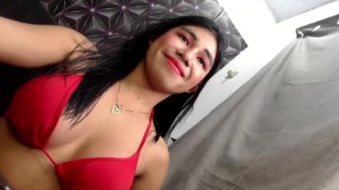 Snapshot of scarlet_111 chatting on July 10, 10:56 pm scarlet_111 online show from July 10, 10:56 pm