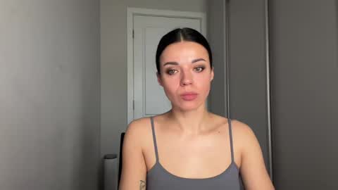 Sophie online show from April 21, 7:03 am