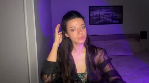 Snapshot of scarlet_daisy_ chatting on July 17, 7:26 am Sophie online show from July 17, 7:26 am