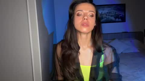 Snapshot of scarlet_daisy_ chatting on July 30, 7:18 am Sophie online show from July 30, 7:18 am