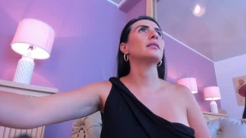 Scarlet Edwars online show from February 22, 8:40 am