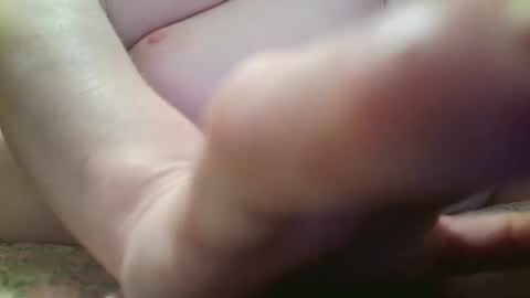 Snapshot of scarlet_envyy chatting on October 2, 3:13 am scarlet_envyy online show from October 2, 3:13 am