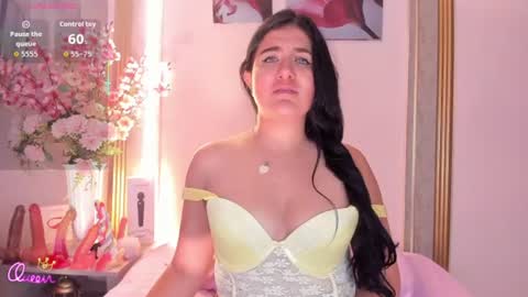 Snapshot of scarlet_fostt_ chatting on July 28, 2:13 pm Andrea online show from July 28, 2:13 pm