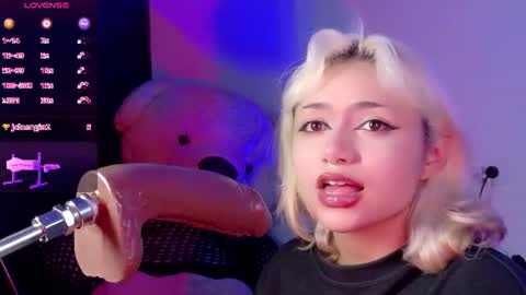 Snapshot of scarlet_gold chatting on June 14, 2:24 am scarlet_gold online show from June 14, 2:24 am