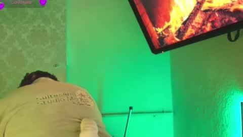 Snapshot of scarlet_queen__ chatting on October 2, 6:09 am Scarlet online show from October 2, 6:09 am