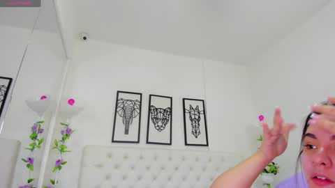 Isa online show from December 31, 11:09 am