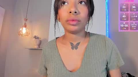 Snapshot of scarlet_vixen_ chatting on June 24, 12:15 pm scarlet_vixen_ online show from June 24, 12:15 pm