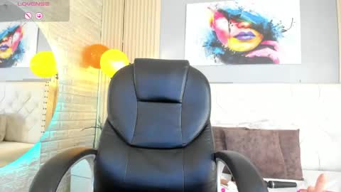 Scarlet online show from April 27, 12:52 am