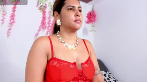 Snapshot of scarletbaker__ chatting on May 22, 10:54 am Scarlet online show from May 22, 10:54 am