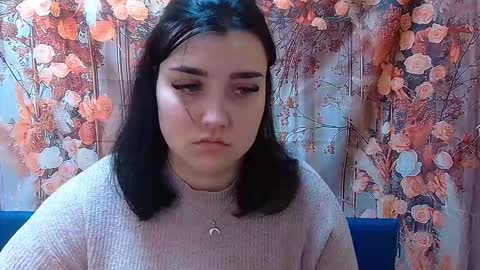 ScarletCargo online show from November 4, 6:01 am