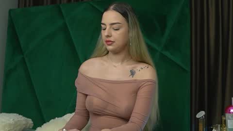 Scarlet online show from November 21, 11:36 pm