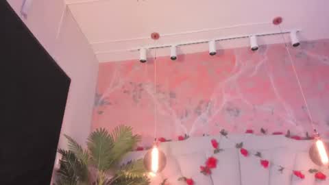 Snapshot of scarletdavis_ chatting on June 12, 12:04 pm Scarlet Dayana online show from June 12, 12:04 pm