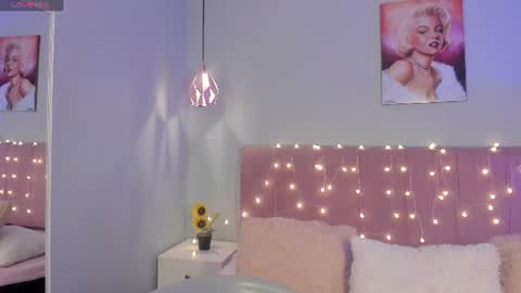 Snapshot of scarletgv chatting on June 16, 12:13 am Scarlet online show from June 16, 12:13 am